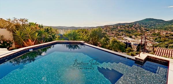 Villa contemporaine récente d’exception – Piscine à débordement, vue panoramique, calme et proximité du port, des plages – VAR Le Lavandou, quartier résidentiel prisé