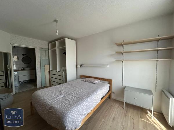 Appartement à louer 2 pièces 42.55m² Bordeaux (33000)
