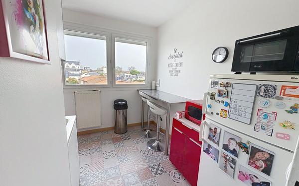 Appartement à vendre    3 pièces • 75,89 m2 Lons