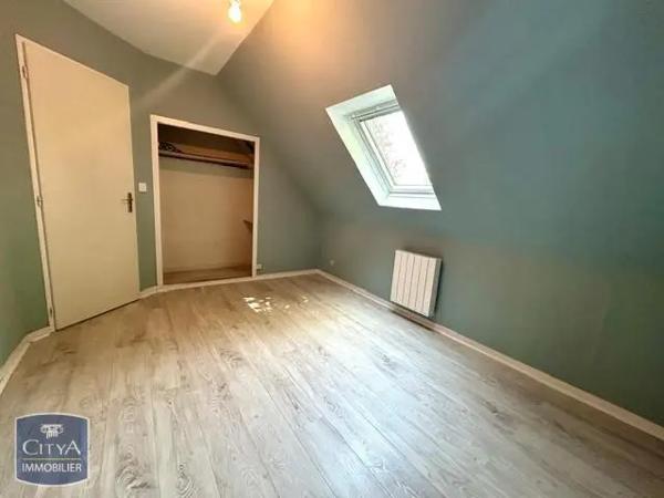 Maison à louer 5 pièces 114.46m² Joué-lès-Tours (37300)