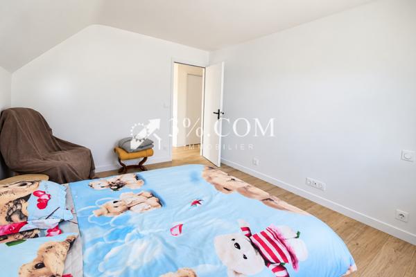 Maison 5 pièce(s) 3 chambre(s) 106 m²