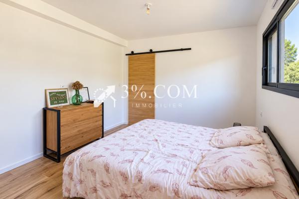 Maison 5 pièce(s) 3 chambre(s) 106 m²