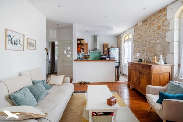 Maison à vendre 260 000 € Angoulême 5 p 117 m² DPE D