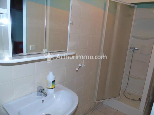 Location Maison 3 pièces 58 m2 à Neuvic