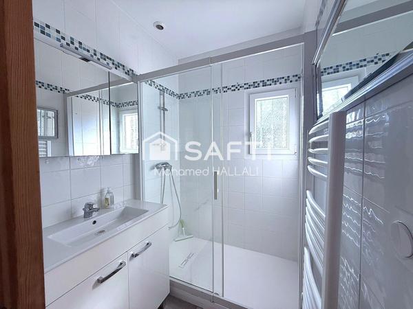 Maison ancienne de caractère – Plein centre