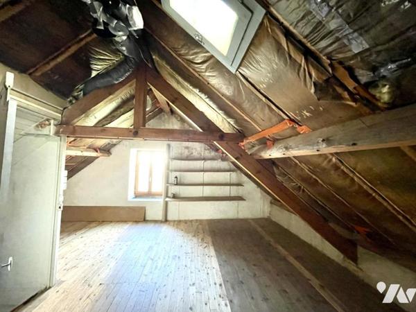 A VENDRE MAISON A ROUVEYRET