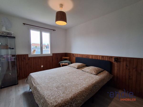 SOUS OFFRE - Plain-pied T4 récent de 102m² dans une impasse.