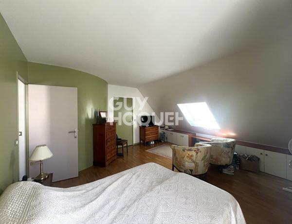 Appartement Courbevoie 3 pièces 90.05m2