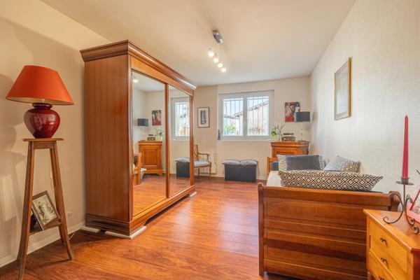 Maison T5 avec garage et jardin