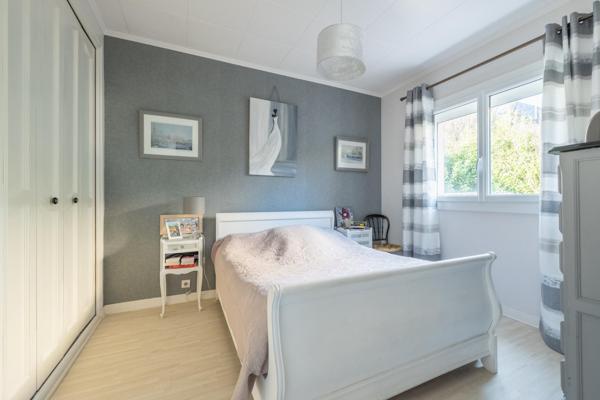 Maison T5 avec garage et jardin