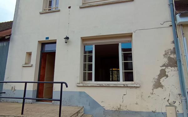 Maison à vendre    3 pièces • 90,35 m2 Saint-Rémy-du-Val