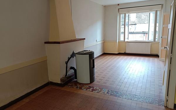 Maison à vendre    3 pièces • 90,35 m2 Saint-Rémy-du-Val