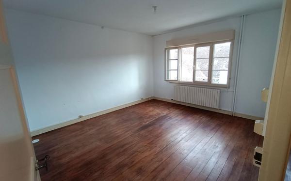 Maison à vendre    3 pièces • 90,35 m2 Saint-Rémy-du-Val