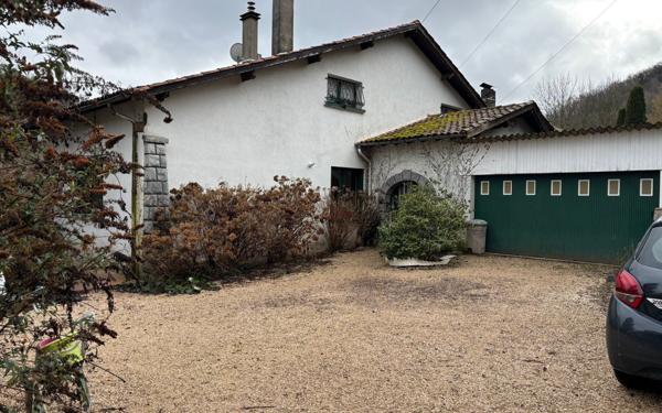 Maison à vendre    6 pièces •  Mauléon-Barousse