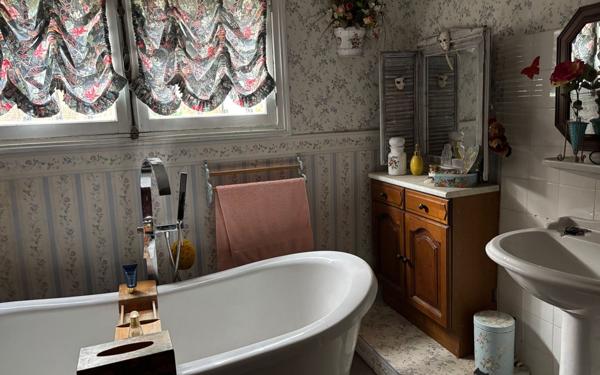 Maison à vendre    6 pièces •  Mauléon-Barousse