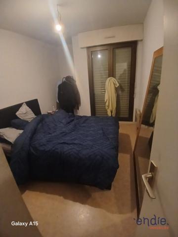 LE BOUSCAT - Victor Hugo - Appartement 66.45 m² (T3) avec une place de parking en sous sol