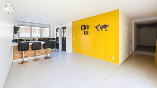 À vendre - T3, 3 pièces situé à Saint-Priest (69800)