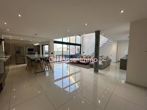 Maison à vendre 6 pièces de 206 m²