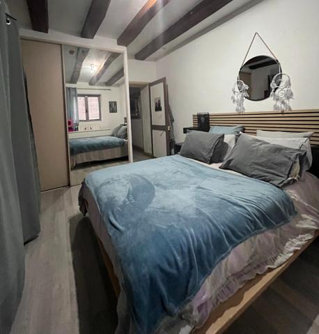 Maison 1900 , pleine de charme, proche commodités