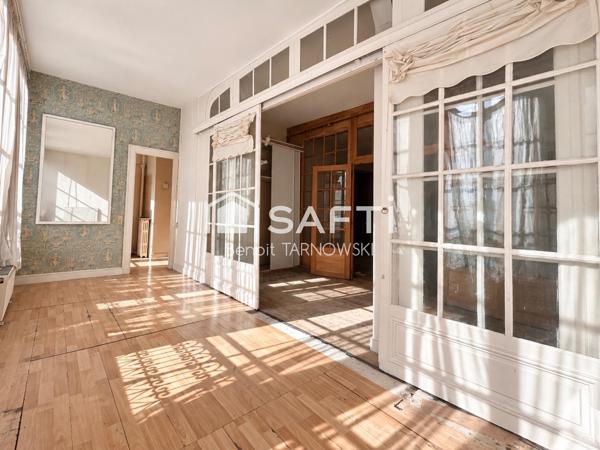 PARIS XVIe  – APPARTEMENT DE 113 m² – 2 PARKINGS