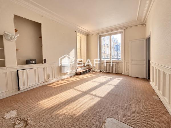 PARIS XVIe  – APPARTEMENT DE 113 m² – 2 PARKINGS