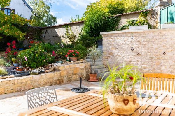 Maison à vendre 6 pièces 298 m² Gray