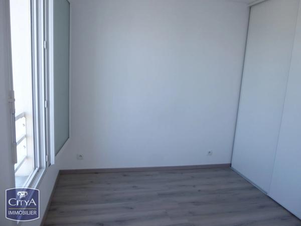 Appartement à vendre 1 pièce 34m² Corbeil-Essonnes (91100)