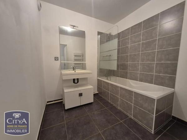 Appartement à louer 2 pièces 45.49m² Wambrechies (59118)