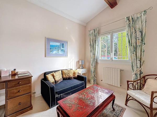 Vente Villa 4 pièces 230 m2 à Auribeau-sur-Siagne