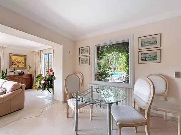 Vente Villa 4 pièces 230 m2 à Auribeau-sur-Siagne