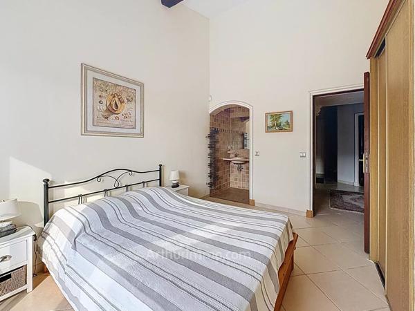 Vente Villa 4 pièces 230 m2 à Auribeau-sur-Siagne