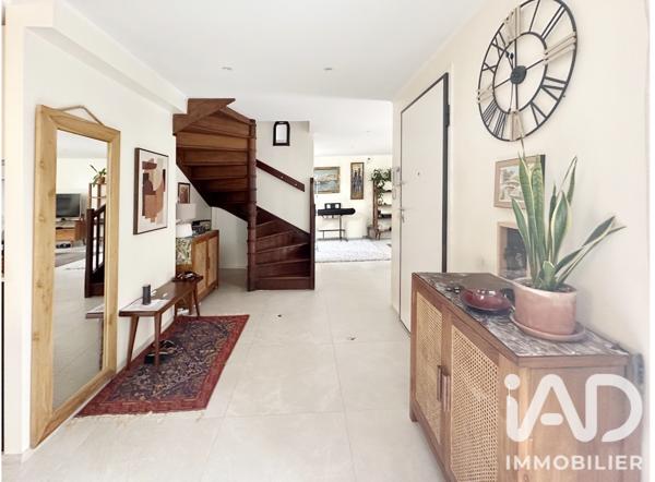 Maison à vendre 6 pièces 134 m² Saint-Germain-en-Laye