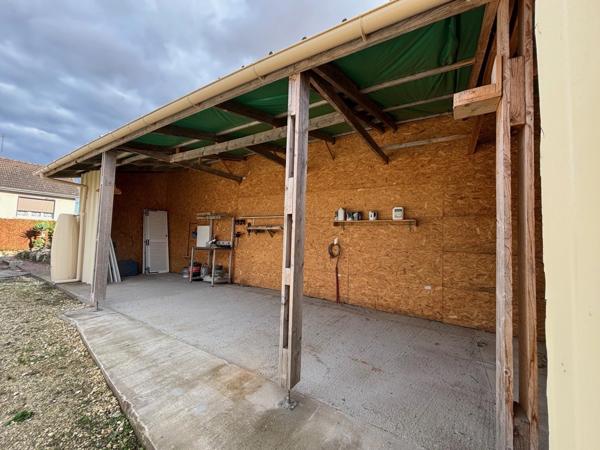 Maison entièrement rénovée avec jardin et dépendances à Dun-sur-Auron