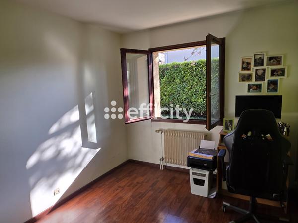 Maison 4 pièces - 97 m² Exclusivité efficity