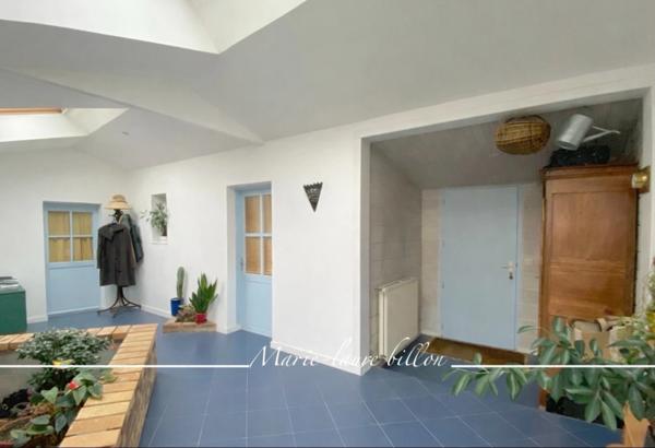 Maison à vendre SAINT GILLES CROIX DE VIE (85) Maison plain-pied de 97 m2, parcelle 570 m2, abri voiture et annexes