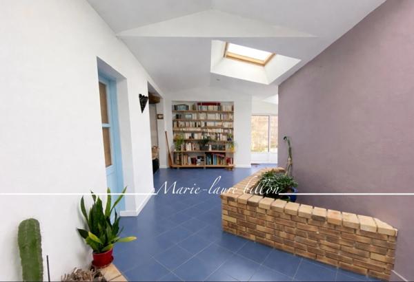 Maison à vendre SAINT GILLES CROIX DE VIE (85) Maison plain-pied de 97 m2, parcelle 570 m2, abri voiture et annexes