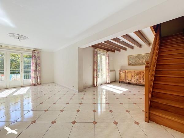 Maison à vendre 161 250 € Lalinde 6 p 154 m² DPE D