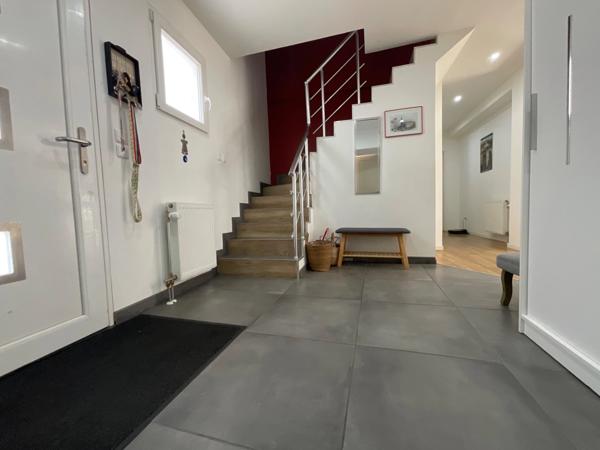 Maison à vendre 7 pièces LUISANT (28)