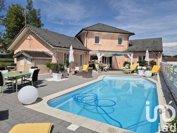 Maison à vendre 4 pièces 208 m² Monthureux-sur-Saône