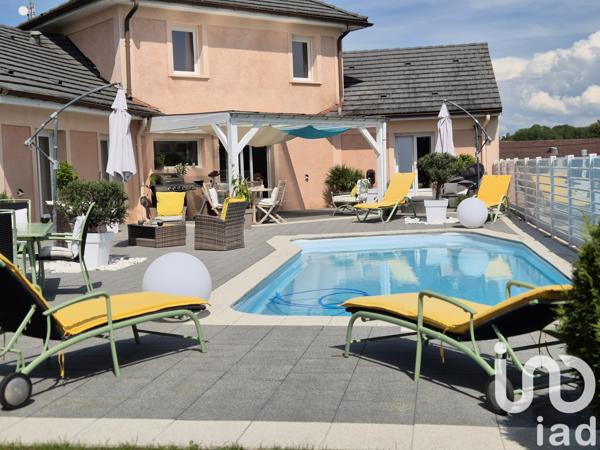 Maison à vendre 4 pièces 208 m² Monthureux-sur-Saône