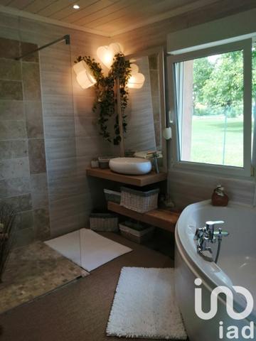 Maison à vendre 4 pièces 208 m² Monthureux-sur-Saône