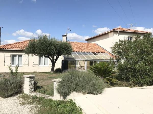 Maison à vendre |  Moulidars |  6 pièces | 182 m²