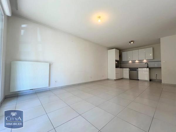 Appartement à louer 3 pièces 66.4m²