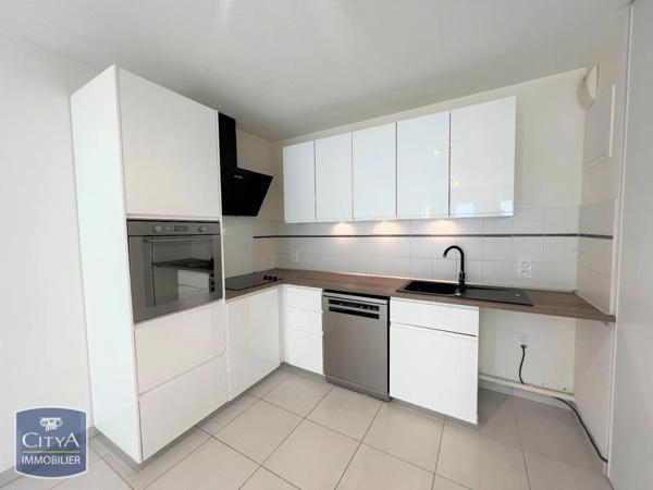 Appartement à louer 3 pièces 66.4m²