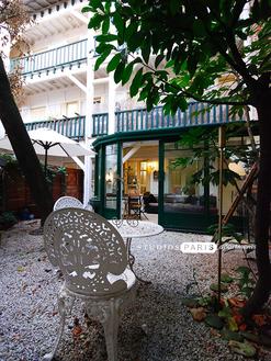 Studio meublé avec jardin et veranda 29m métro Abbesses