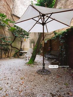 Studio meublé avec jardin et veranda 29m métro Abbesses