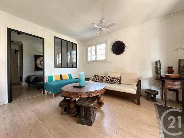 Appartement F3 à vendre  3 pièces - 59 m2 ST CYR SUR MER - 83