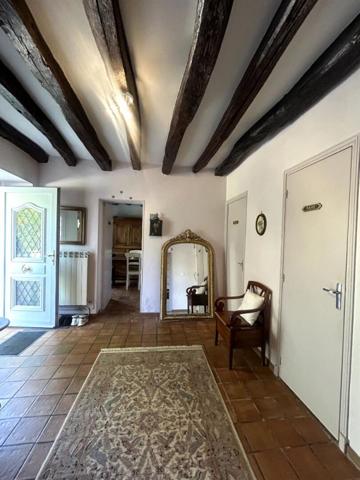 SAINT-ELOI  JOLIE MAISON PLEINE DE CHARME