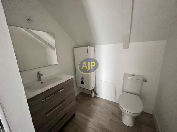 Location appartement Cleguerec : 500 € - AJP Immobilier Pontivy