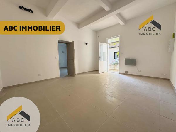 Camaret-sur-Aigues (84850) Appartement refait à neuf - 1 chambre - Résidence sécurisée